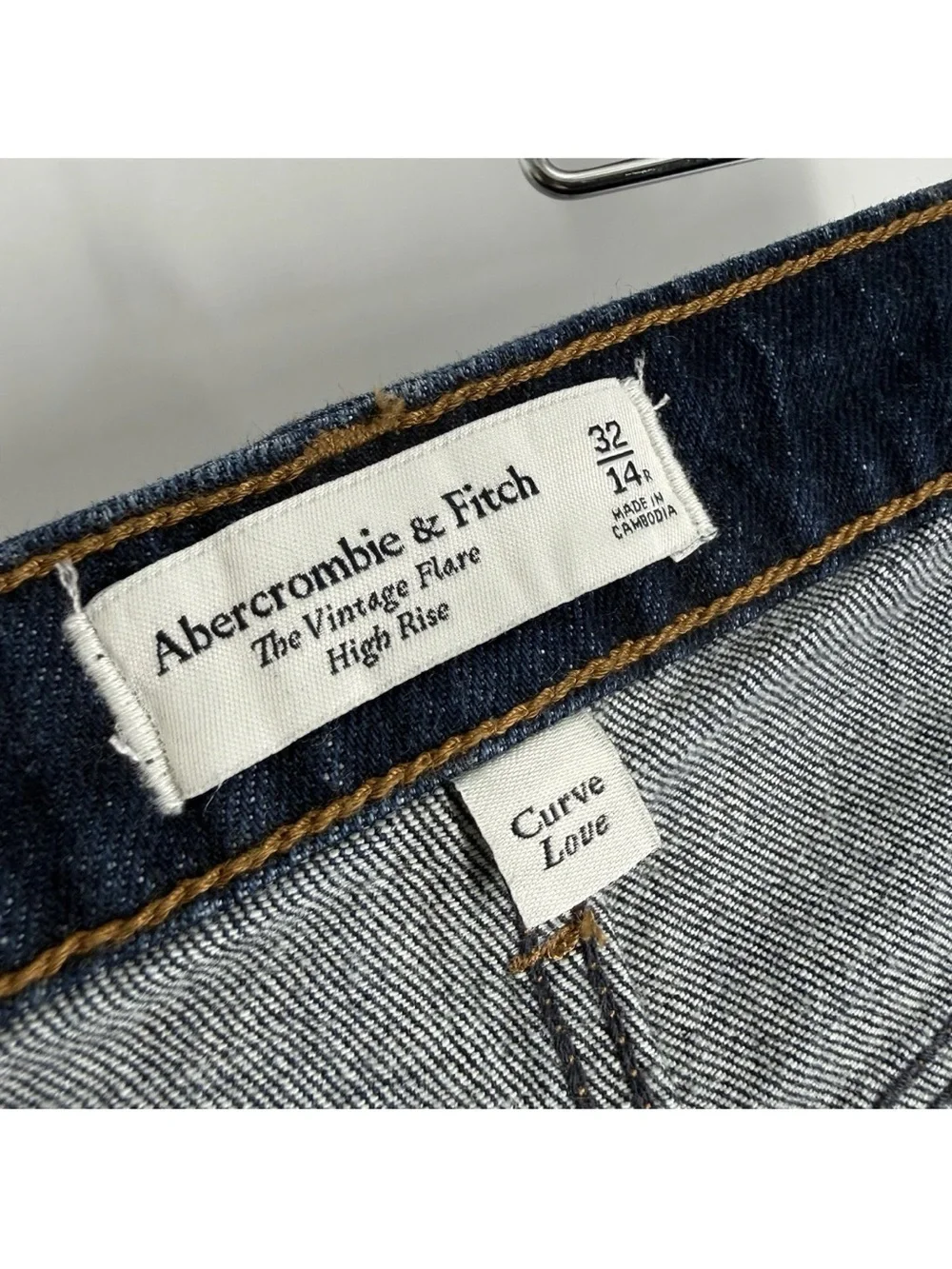 Abercrombie & Fitch Flare Jeans Womens Size 14 Dark Wash Curve Love High Rise